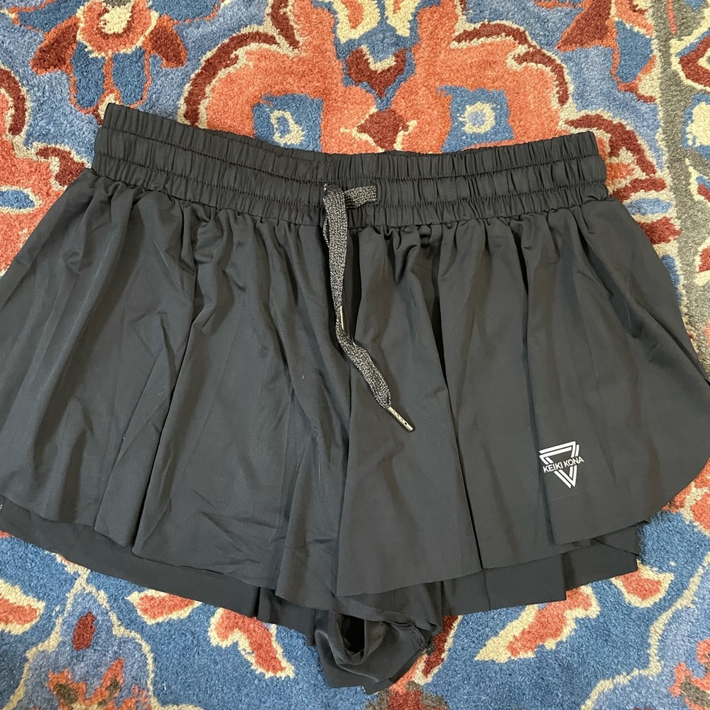 Keiko Kona Tik Tok Black Shorts Size Large